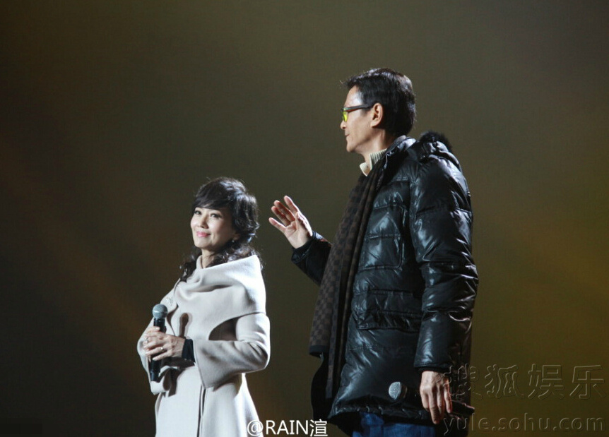 再续前缘!郑少秋赵雅芝25年后合体演出(组图)