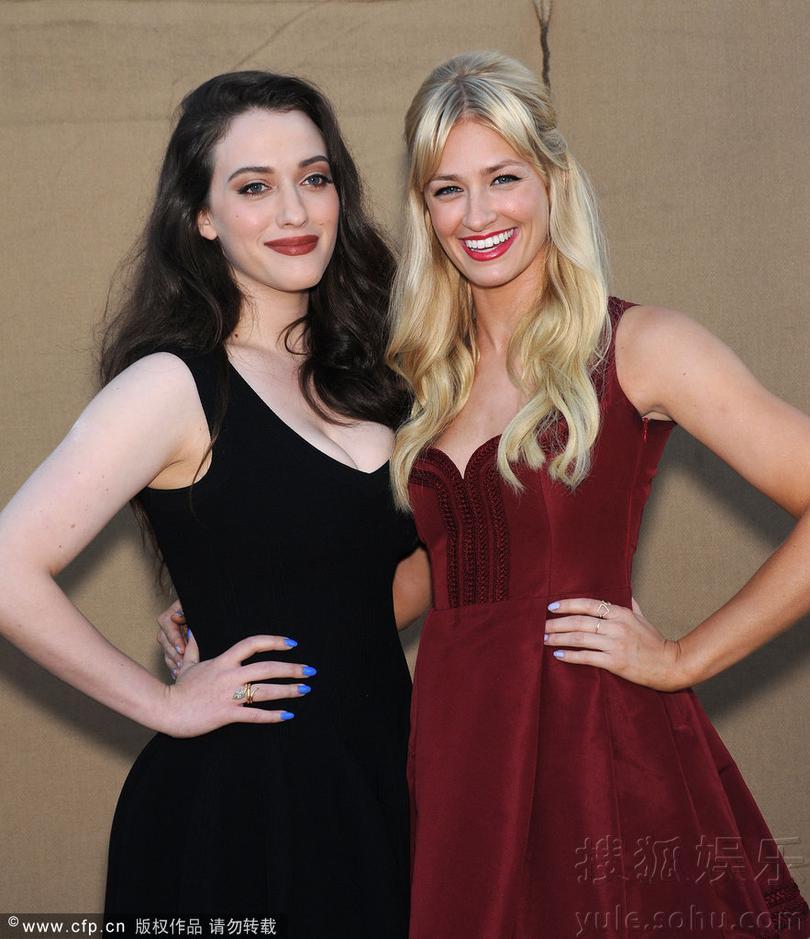 《破产女孩》亮相TCA夏季发布会