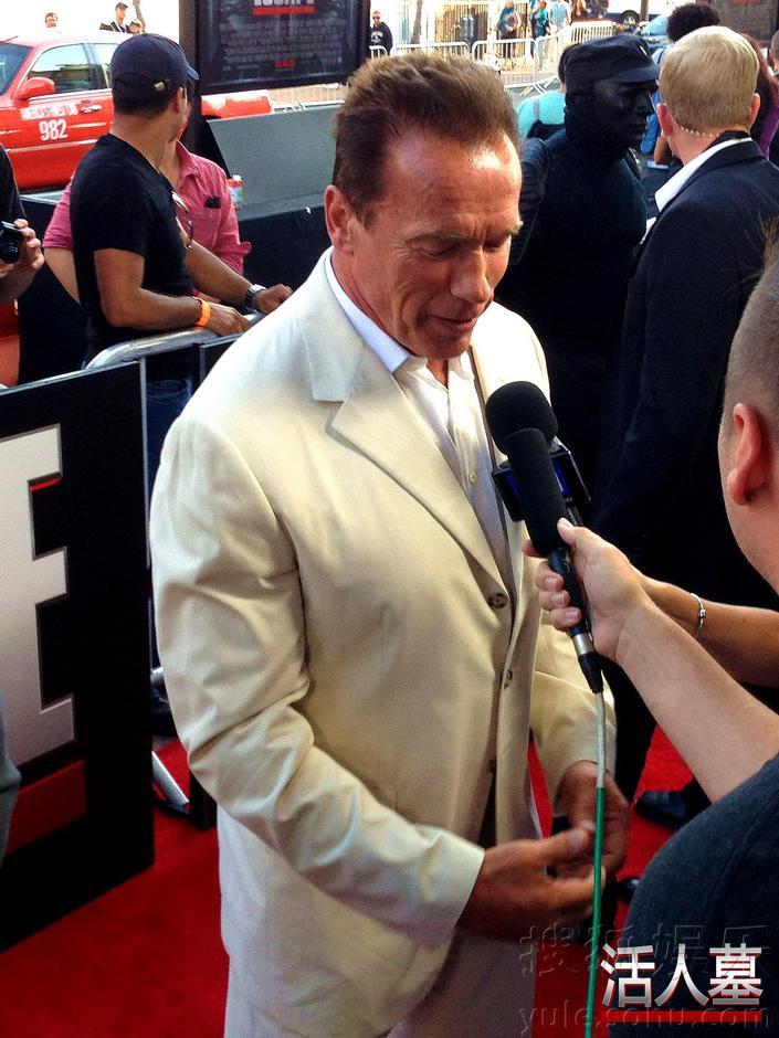 北美漫展《活人墓》成焦点 施瓦辛格史泰龙联