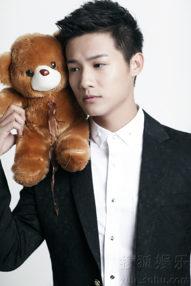 郑业成写真曝光 彰显帅气可爱7293284-娱乐频道图片库-大视野-搜狐