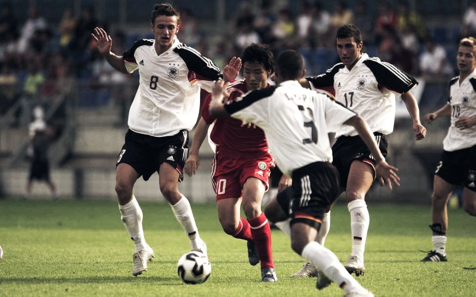 老照片:2005年世青赛神一样的中国队憾负德国