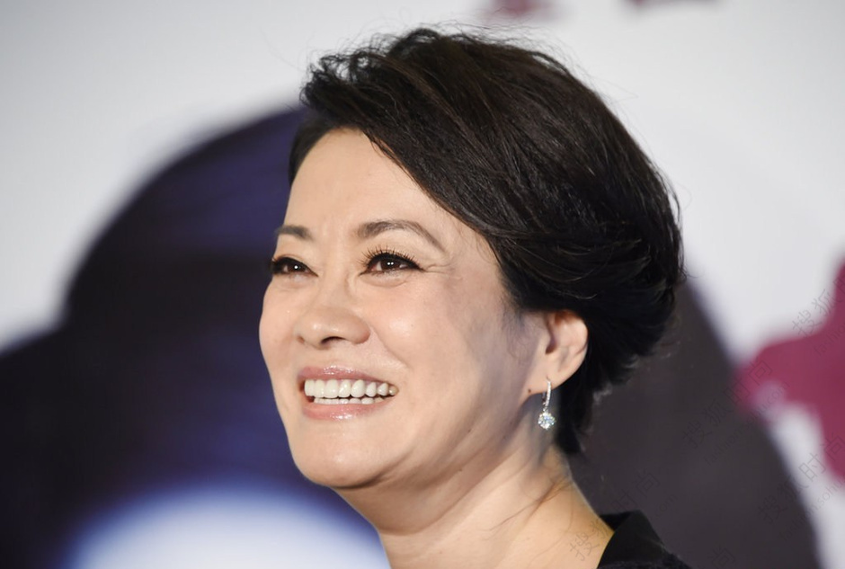 毛阿敏与倪萍同台 皮肤松弛6919684-搜狐时尚频道图片库-大视野-搜狐