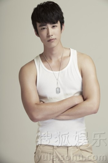 初恋男神冉旭鲜嫩来袭 清爽不跟风6326688-