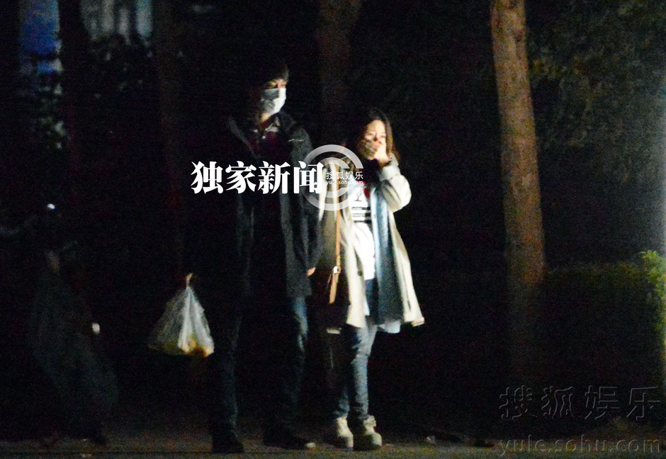 本月初姚笛前男友迟帅因为在微博上与另一位男演员李立"亲密互动"