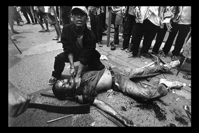 1998年印尼排华骚乱黑镜头6605392-文化频道