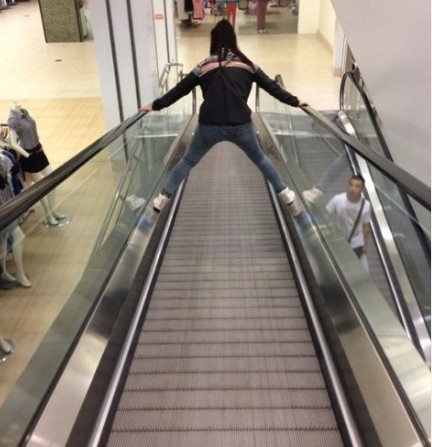 <em>妹子</em>真凶猛啊敢于<em>站着撒尿</em>5505492-Wap频道