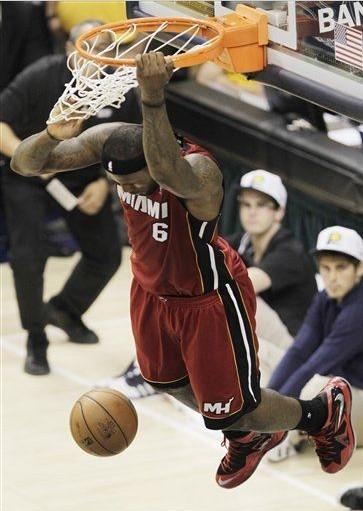 〖2012年nba圣诞大战，2012年nba圣诞大战热火vs雷霆2013年nba圣诞大战热火〗