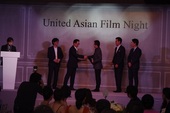 华谊与UAM釜山签约 打造亚洲最大演艺平台