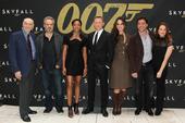 《007之天幕坠落》洛杉矶首映礼  邦女郎耀眼