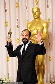 最佳外语片：伊朗影片《一次别离》 导演秀奖杯