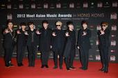ͼ�ģ�2012MAMA���ְ佱���̺�財���Super Junior