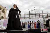 当地时间2015年6月10日，墨西哥提华纳，一监狱内举办选美大赛，21名女囚精心装扮参加比赛。囚犯们...