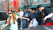 ����ʱ��2012��3��13�գ�����ŦԼ�������һ���˶�װ����ŦԼ��ͷ������һλ����ī��������Ů�ӹ���...