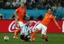 高清图：阿根廷点球淘汰荷兰 众将疯狂庆祝晋级