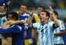 高清图：阿根廷点球淘汰荷兰 众将疯狂庆祝晋级