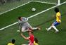 进球回放：马塞洛摆乌龙 巴西世界杯第一粒进球