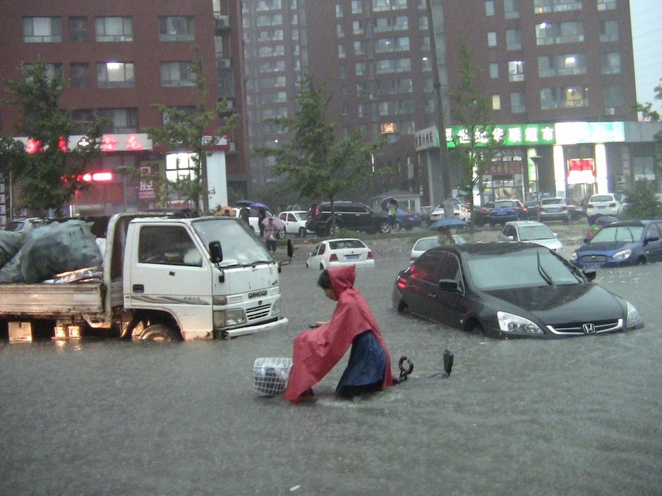 北京暴雨高清图
