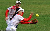 2010年11月21日，中国广州，2010年广州亚运会垒球预赛，中国4-0韩国。