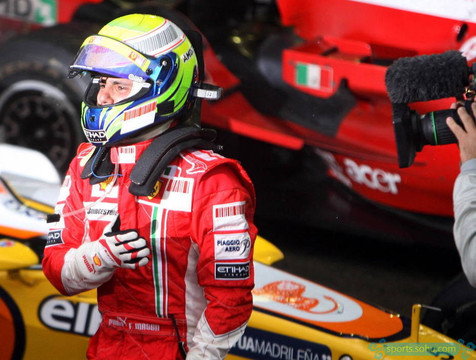 史上最年轻的f1总冠军 Img851332_t.jpg